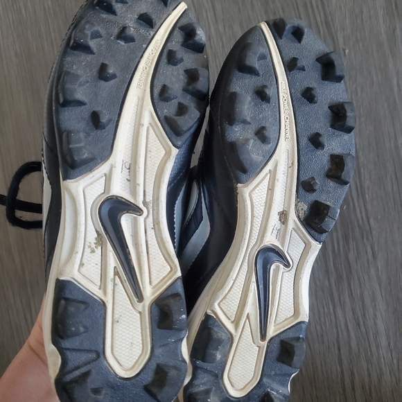 Nike Baseball Cleats - Picture 4 of 4